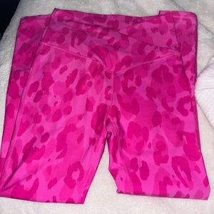 Pink cheetah print leggings